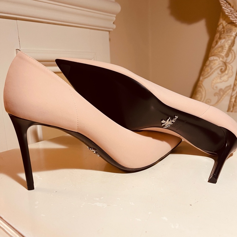 Prada  Pump size 36 1/2 IT
